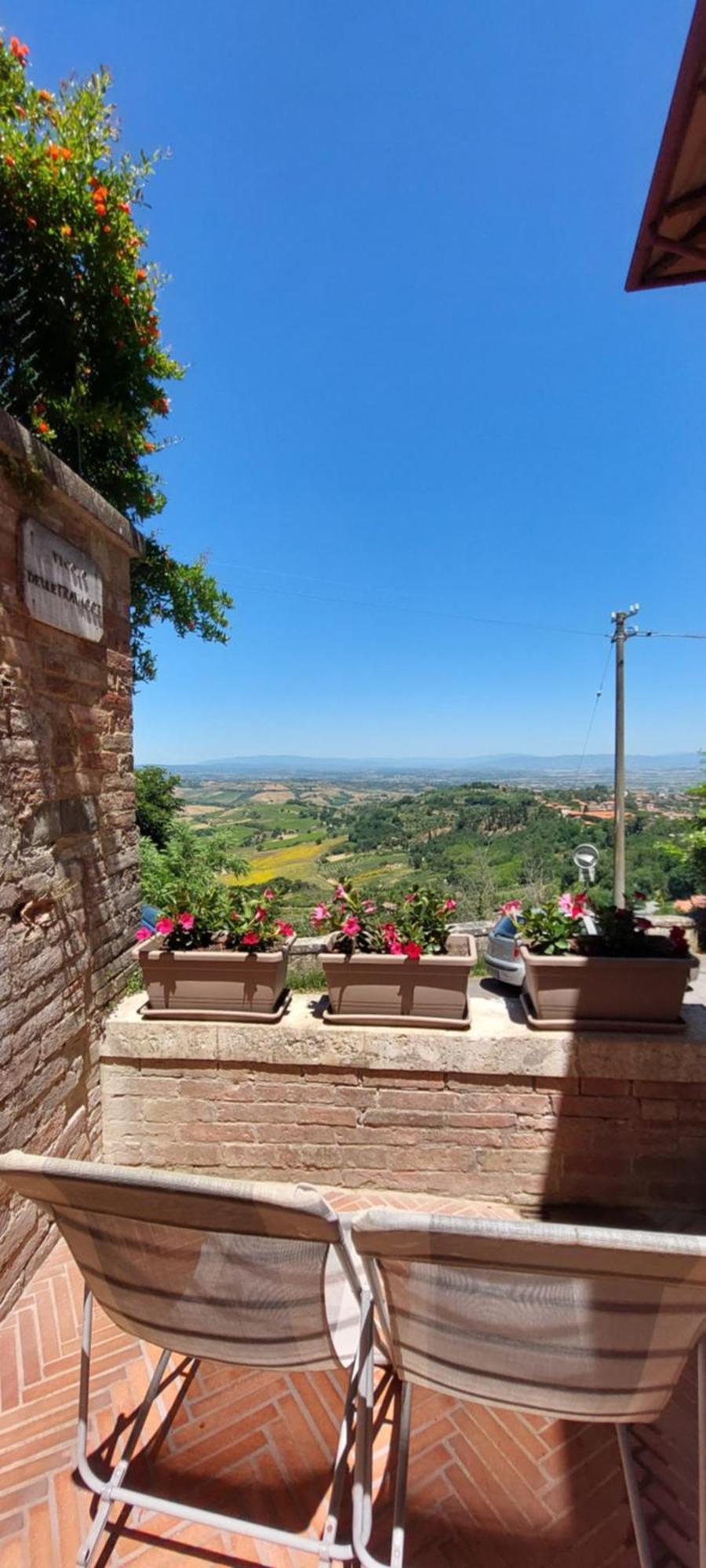 Hotel La Casa Di Angela Montepulciano Stazione Exterior foto